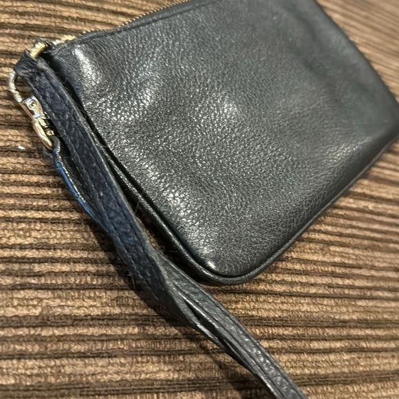 Michael Kors Wrist Clutch - Picture 5 of 5